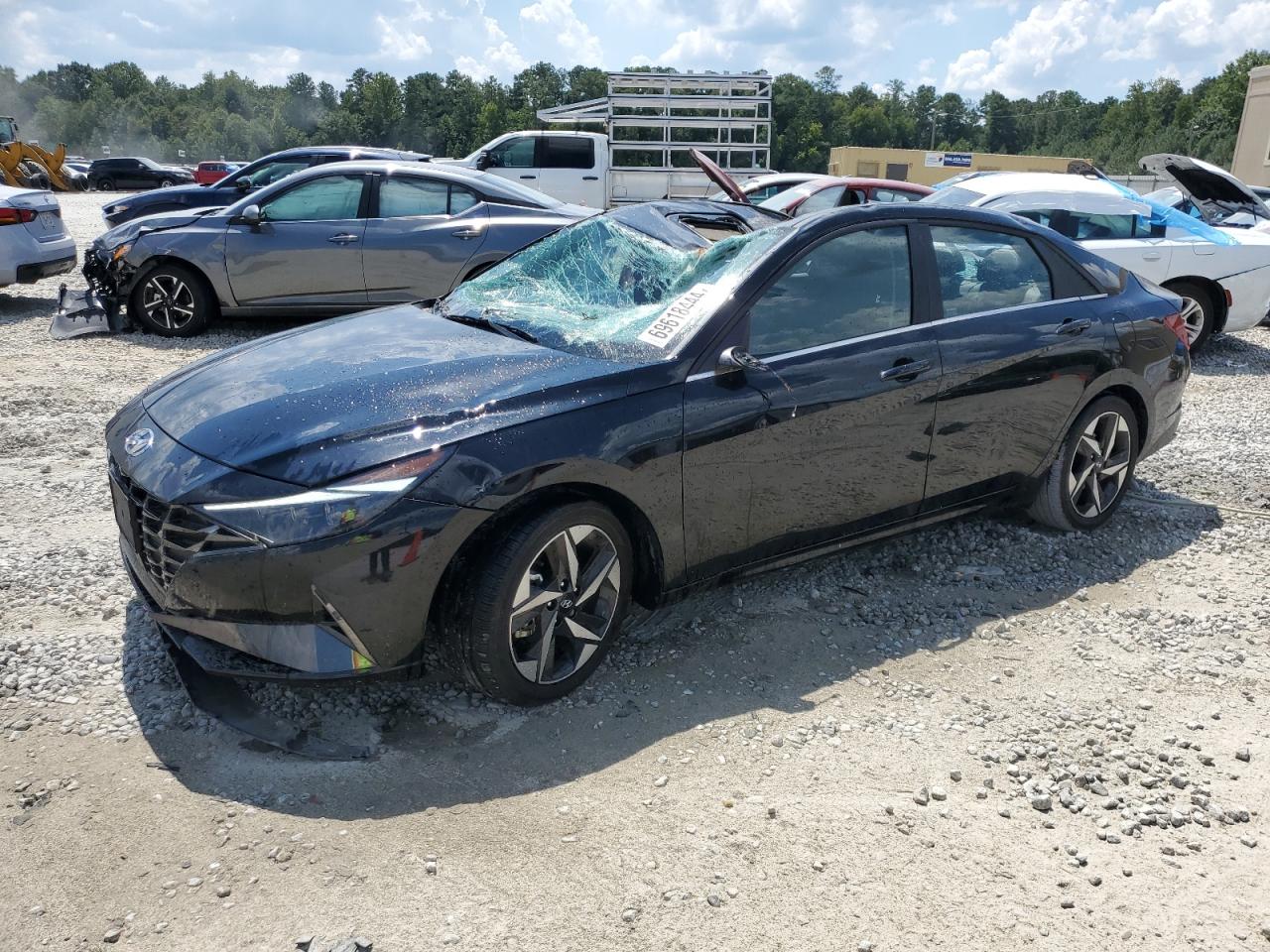 2023 Hyundai Elantra - Image 1