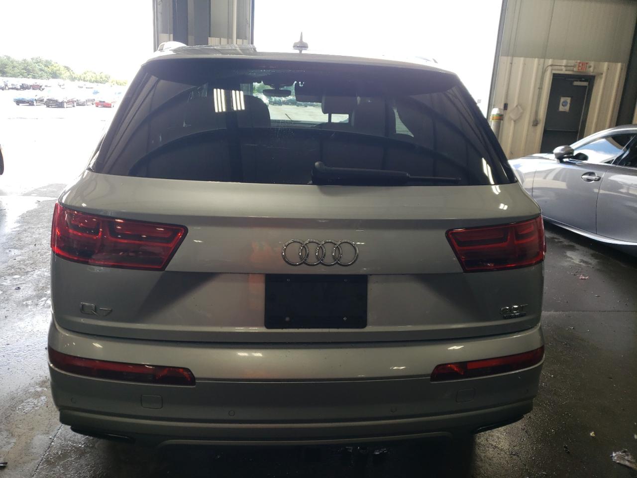 WA1VAAF78HD003756 2017 Audi Q7 Prestige