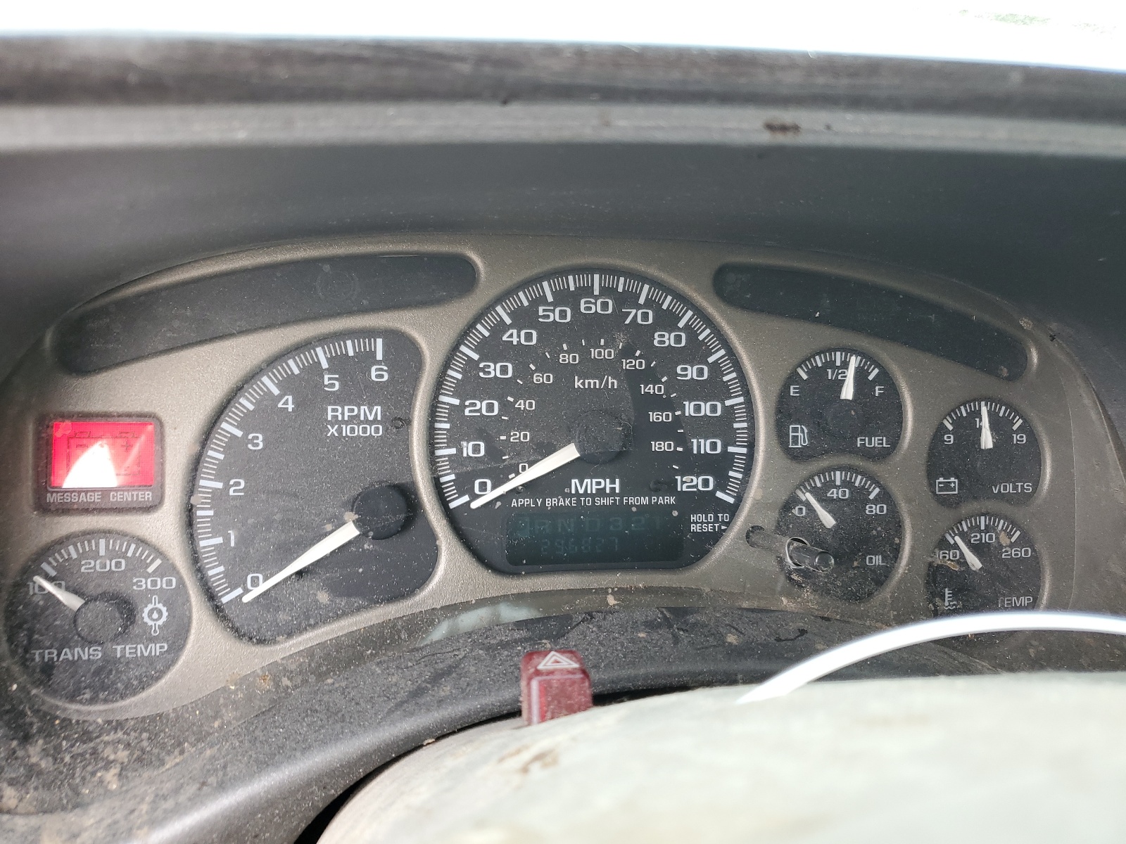 1GKEK63U62J169152 2002 GMC Denali