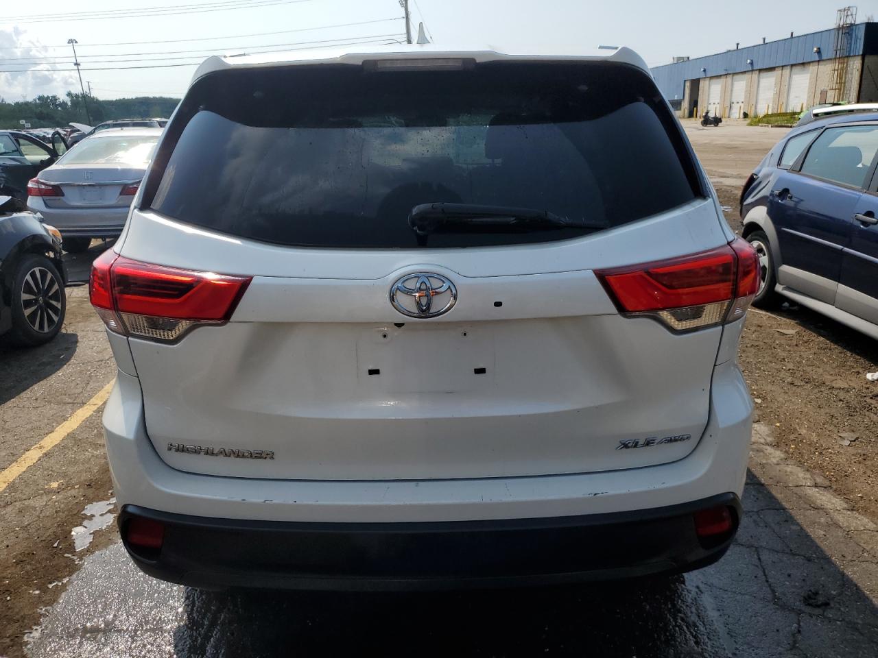 2018 Toyota Highlander Se VIN: 5TDJZRFH6JS529060 Lot: 66780614