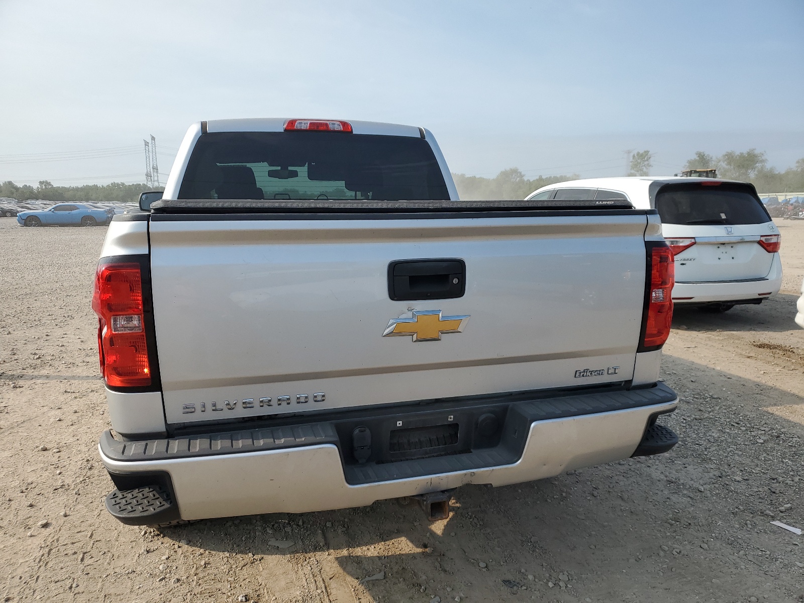 3GCUKREC9HG297831 2017 Chevrolet Silverado K1500 Lt