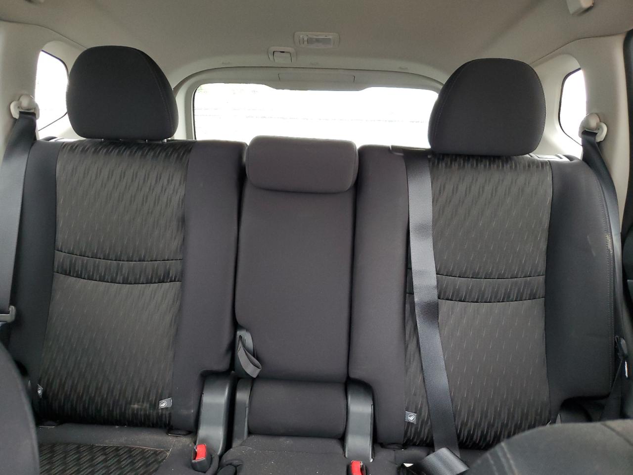 2020 Nissan Rogue - Image 10