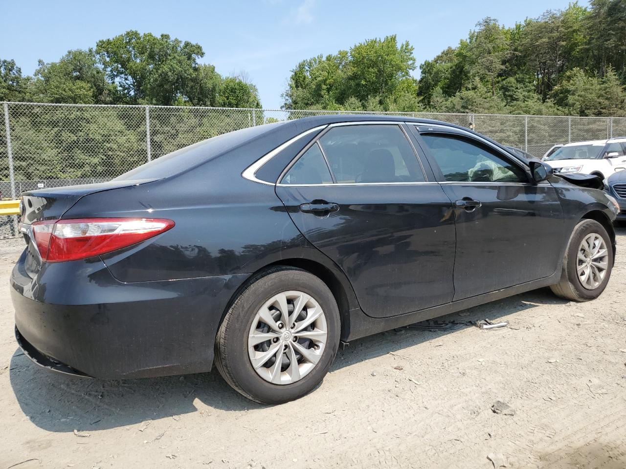 2017 Toyota Camry Le VIN: 4T1BF1FK6HU307159 Lot: 65840704