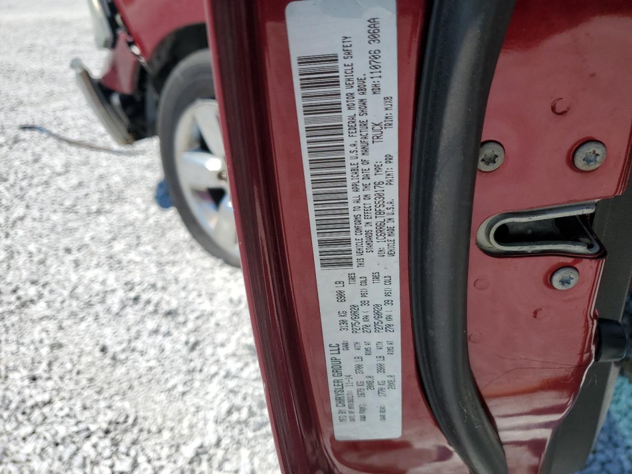 1C6RR6LT8FS530176 2015 Ram 1500 Slt