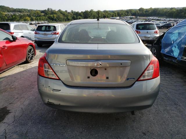  NISSAN VERSA 2013 Сірий