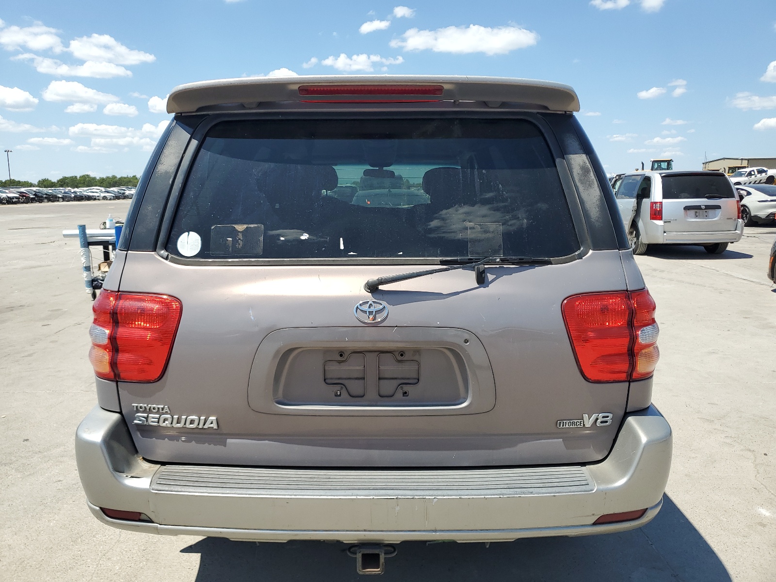 5TDZT34A72S073899 2002 Toyota Sequoia Sr5