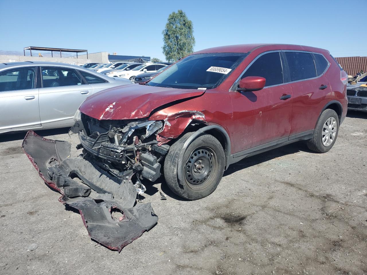 JN8AT2MT0GW000572 2016 NISSAN ROGUE - Image 1