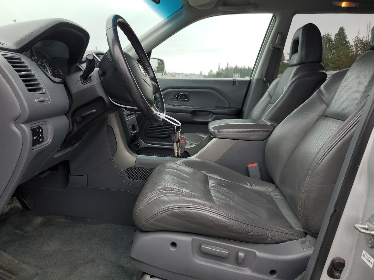 2004 Honda Pilot Exl VIN: 2HKYF18624H515154 Lot: 68289034