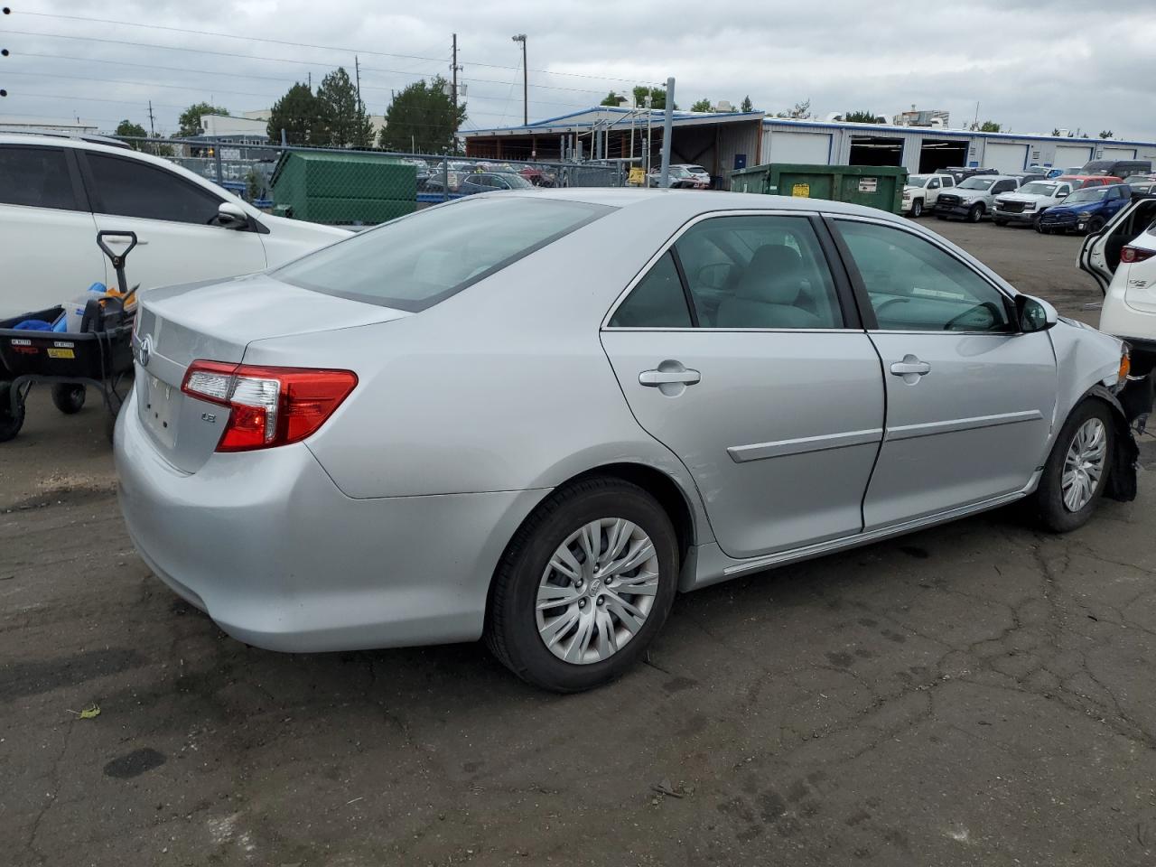 4T4BF1FK1ER402987 2014 Toyota Camry L