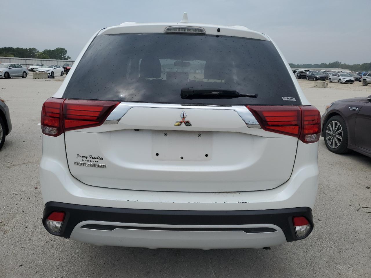 JA4AZ3A33LZ007698 2020 Mitsubishi Outlander Se