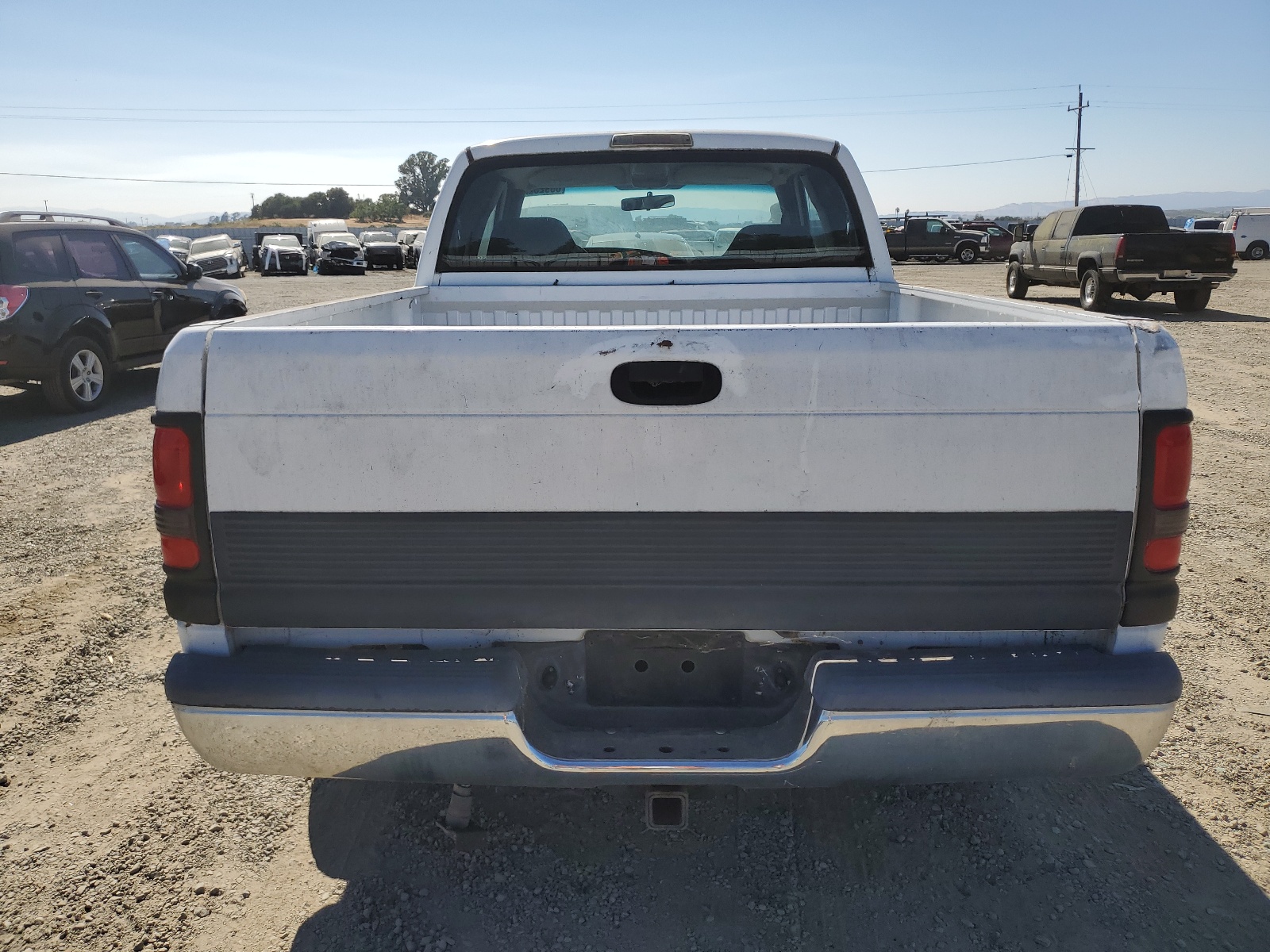 1B7HC13Y5YJ143002 2000 Dodge Ram 1500