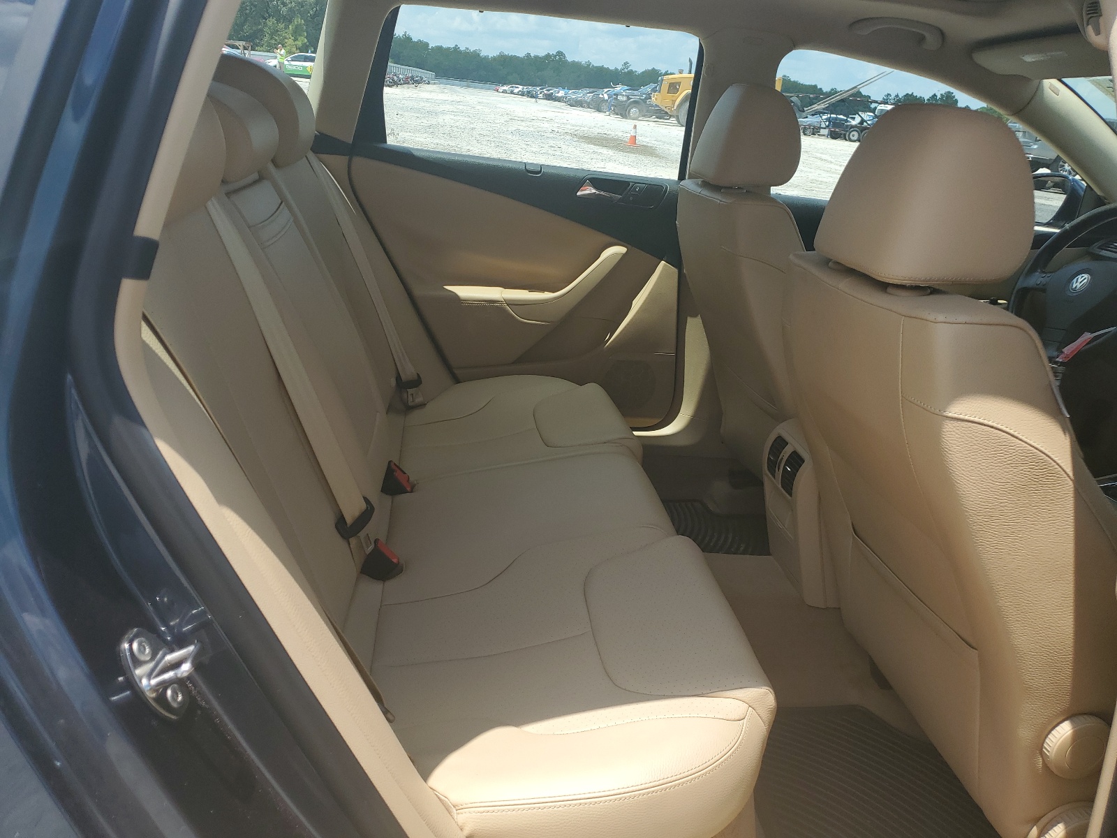 WVWLK73C68E092123 2008 Volkswagen Passat Wagon Komfort