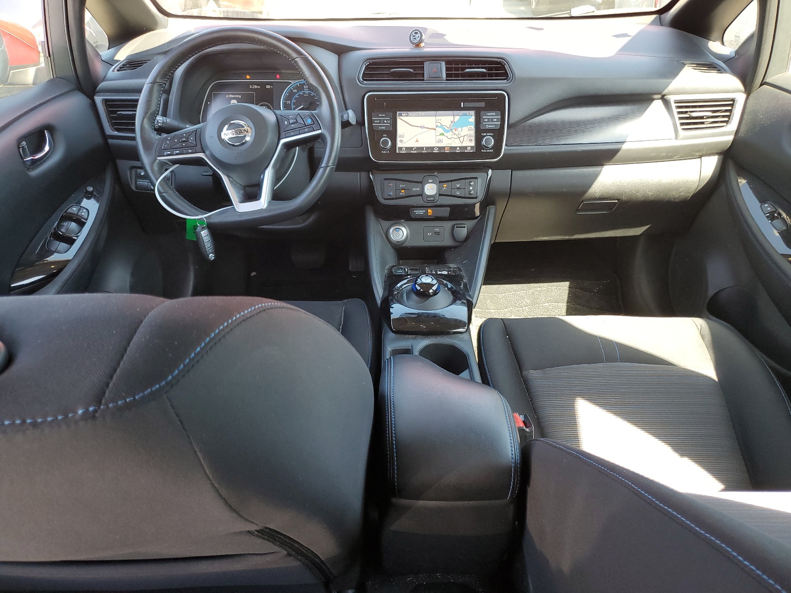 1N4AZ1CP4JC307783 2018 Nissan Leaf S