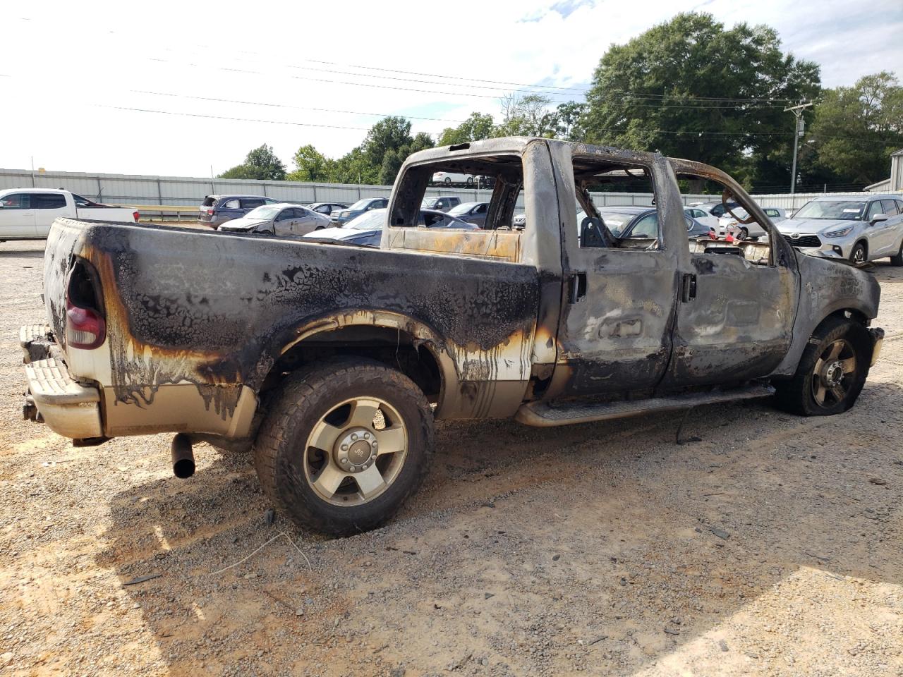 2006 Ford F250 - Image 3