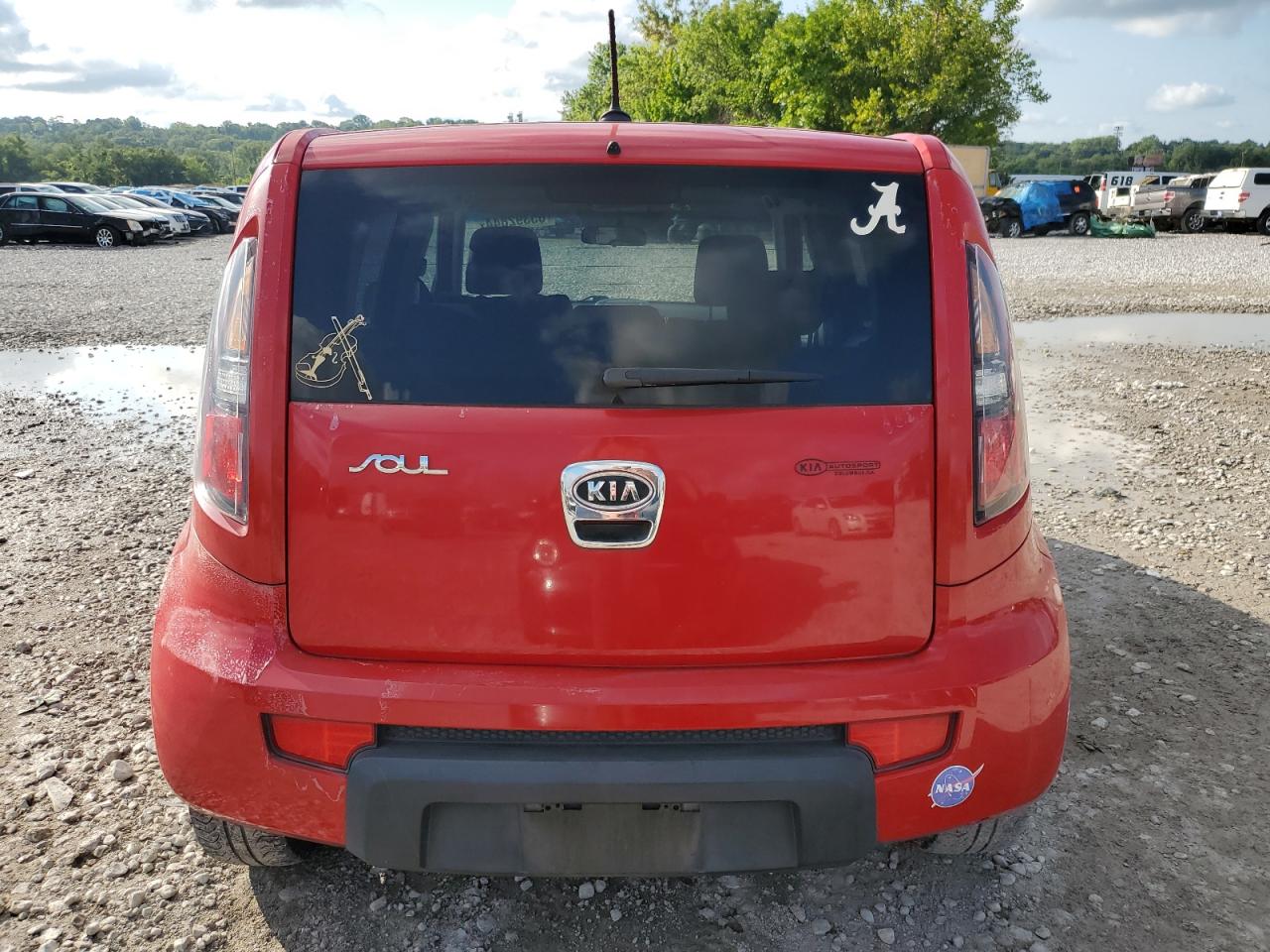 2010 Kia Soul + VIN: KNDJT2A21A7162381 Lot: 65392844