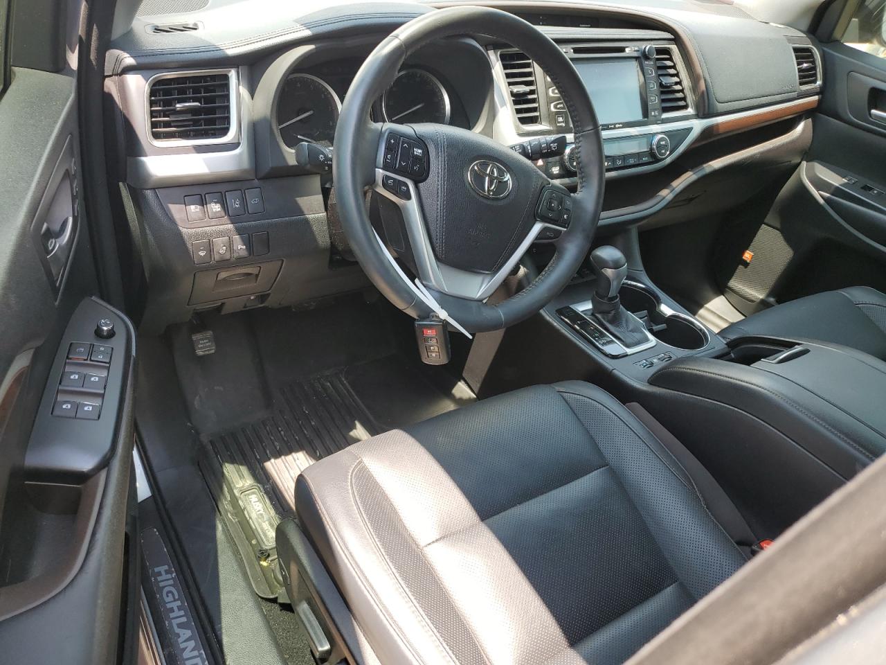 2016 Toyota Highlander Limited VIN: 5TDDKRFH5GS330284 Lot: 66575544