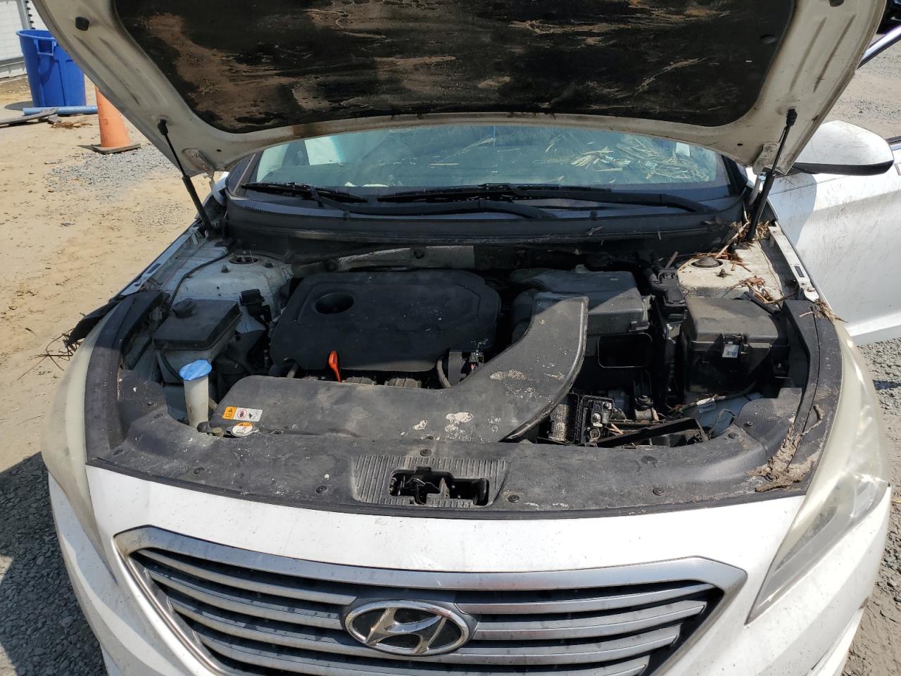 2015 Hyundai Sonata - Image 11