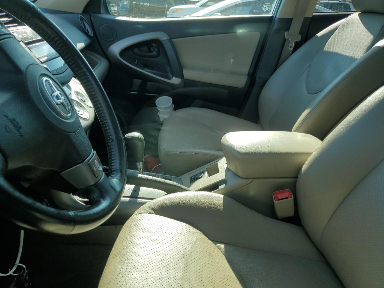 2008 Toyota Rav4 Limited VIN: JTMBK31V686043992 Lot: 66291214