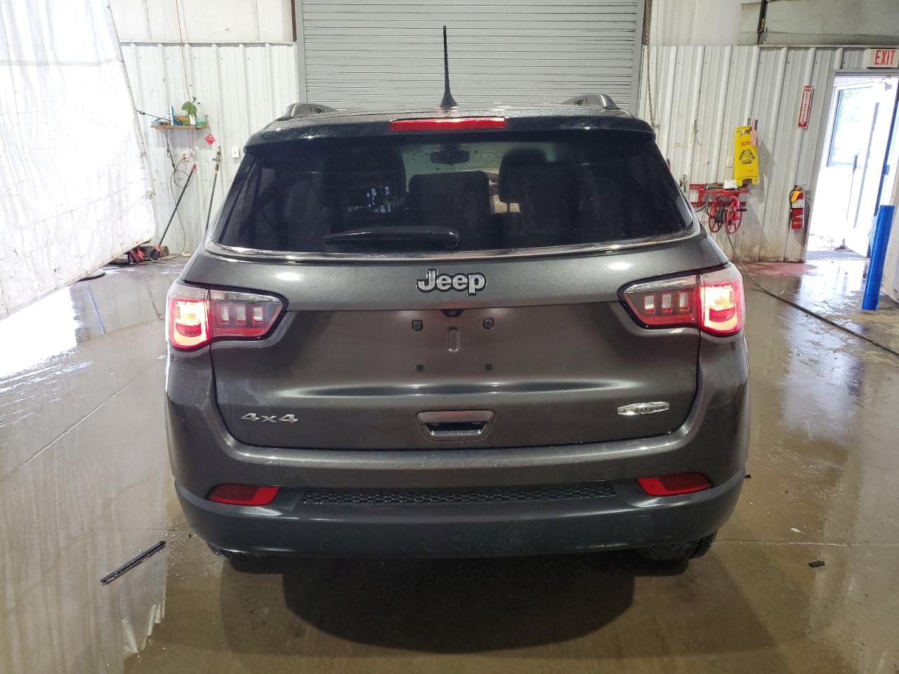 2019 Jeep Compass Latitude VIN: 3C4NJDBB9KT598670 Lot: 66889784