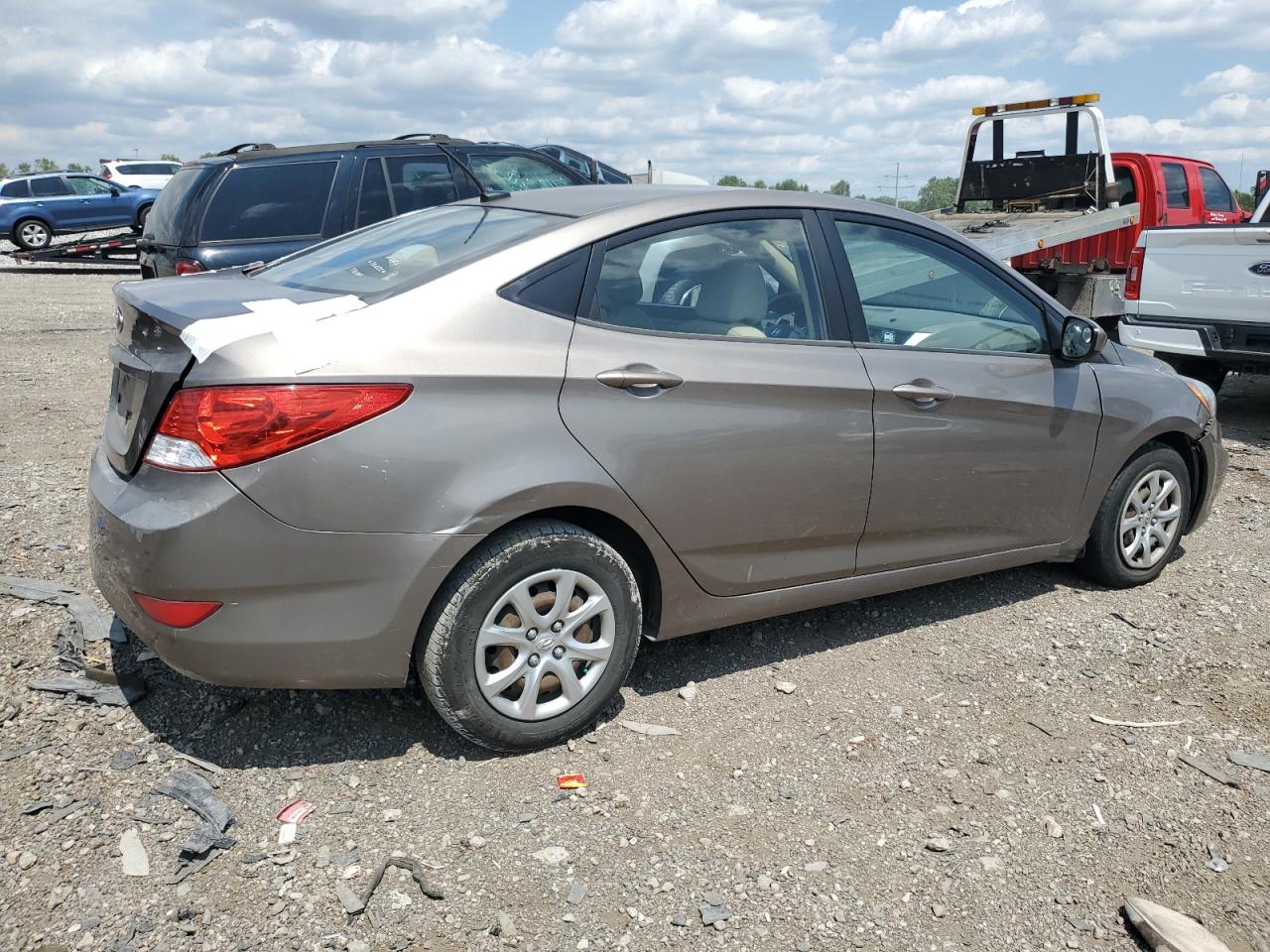 KMHCT4AE5EU637807 2014 Hyundai Accent Gls