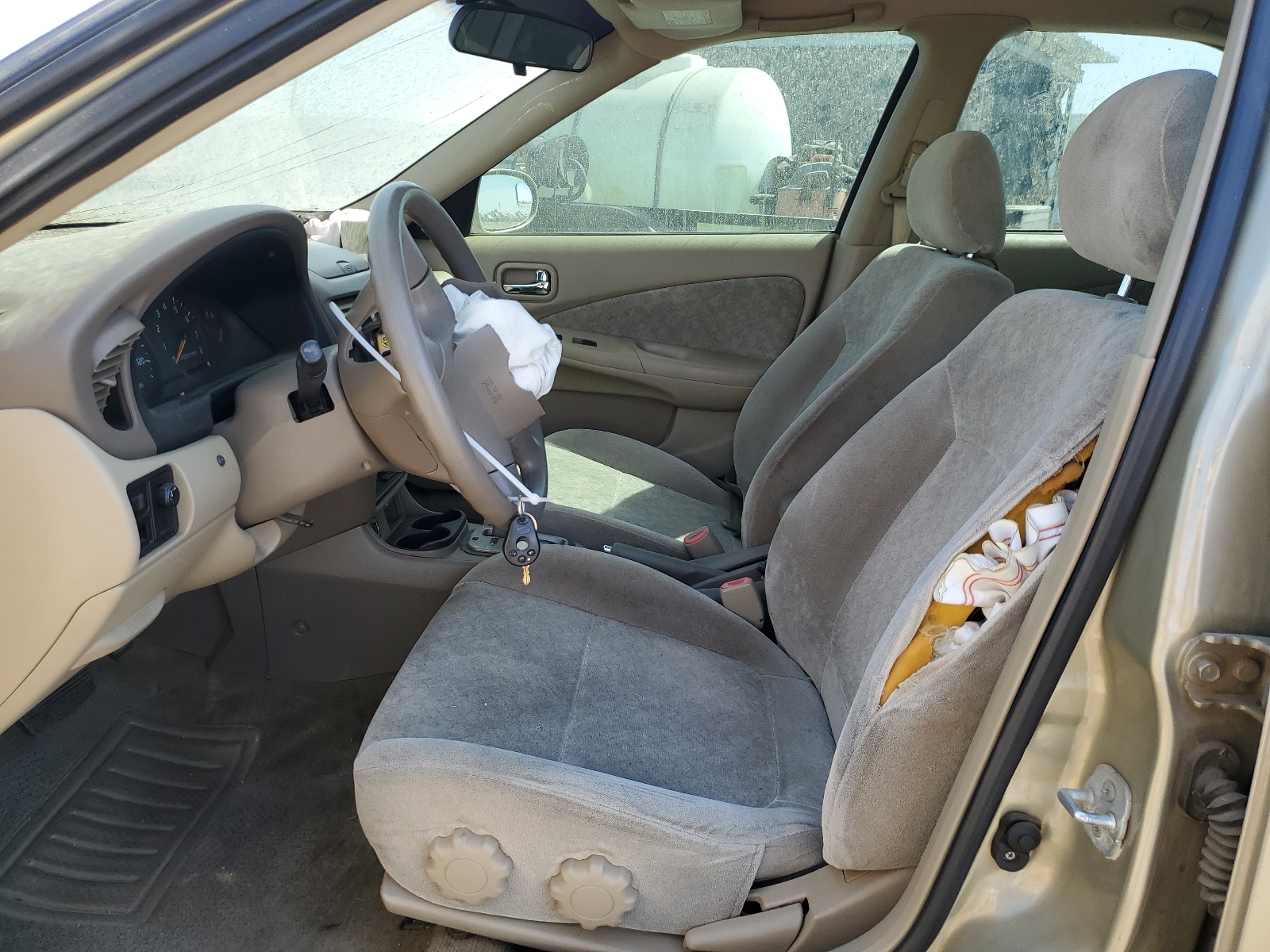 3N1CB51A52L556373 2002 Nissan Sentra Gxe