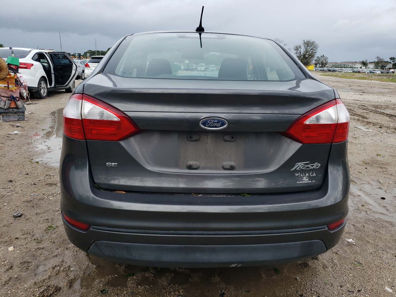 3FADP4BJ4FM126111 2015 Ford Fiesta Se