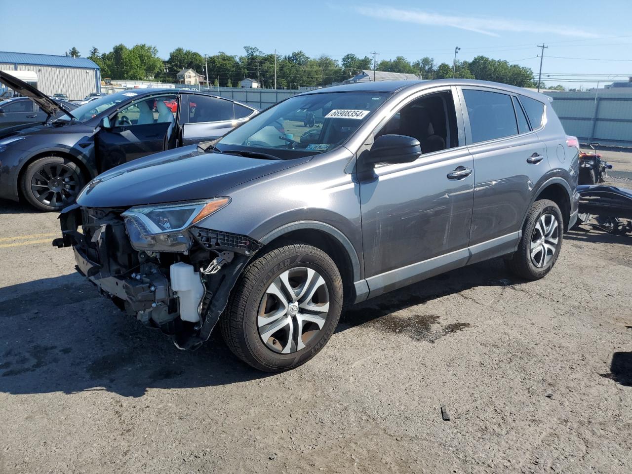 JTMBFREV5JJ746312 2018 TOYOTA RAV 4 - Image 1