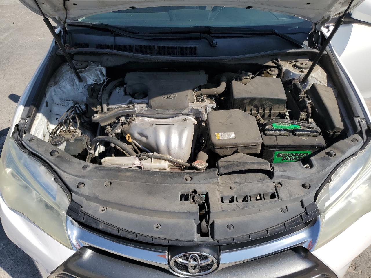 2016 Toyota Camry - Image 11