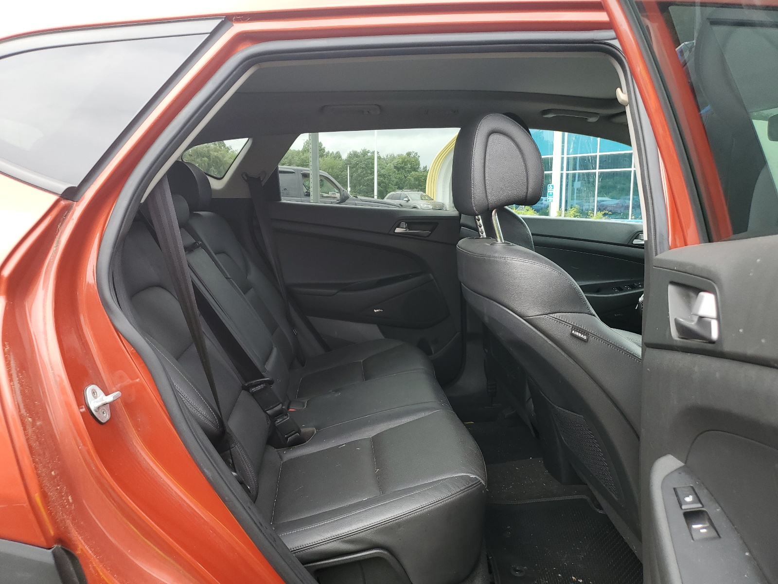 KM8J3CA2XJU608644 2018 Hyundai Tucson Value