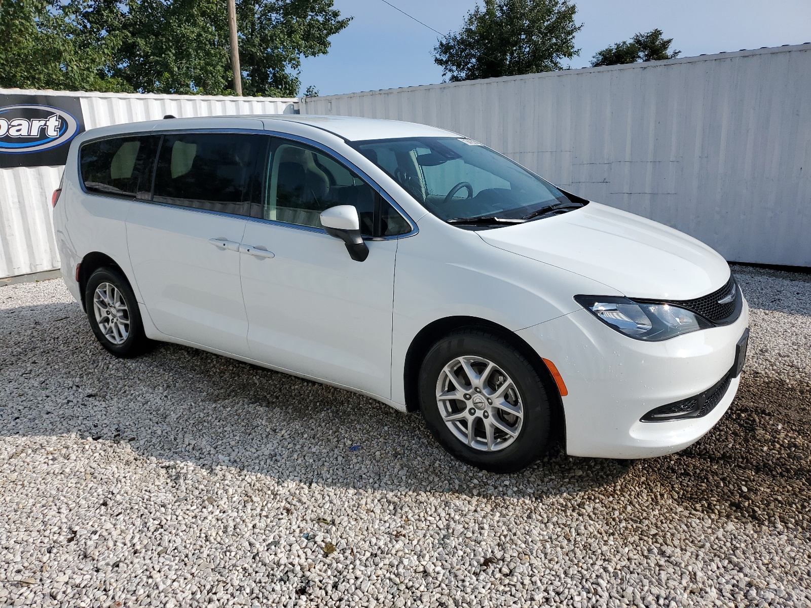 2C4RC1CG8PR533517 2023 Chrysler Voyager Lx