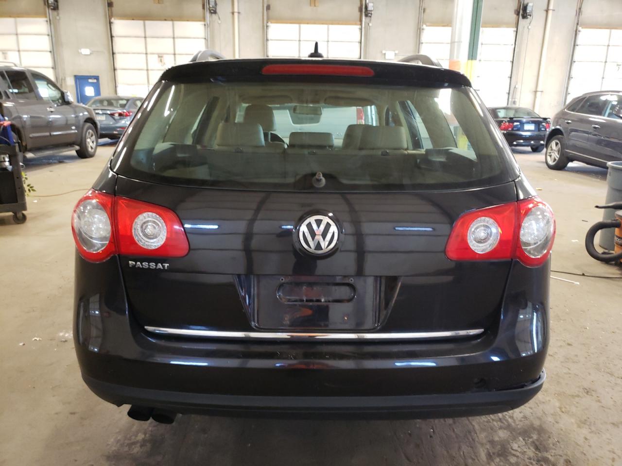 2008 Volkswagen Passat Wagon Komfort VIN: WVWLK73C38E214808 Lot: 67262144