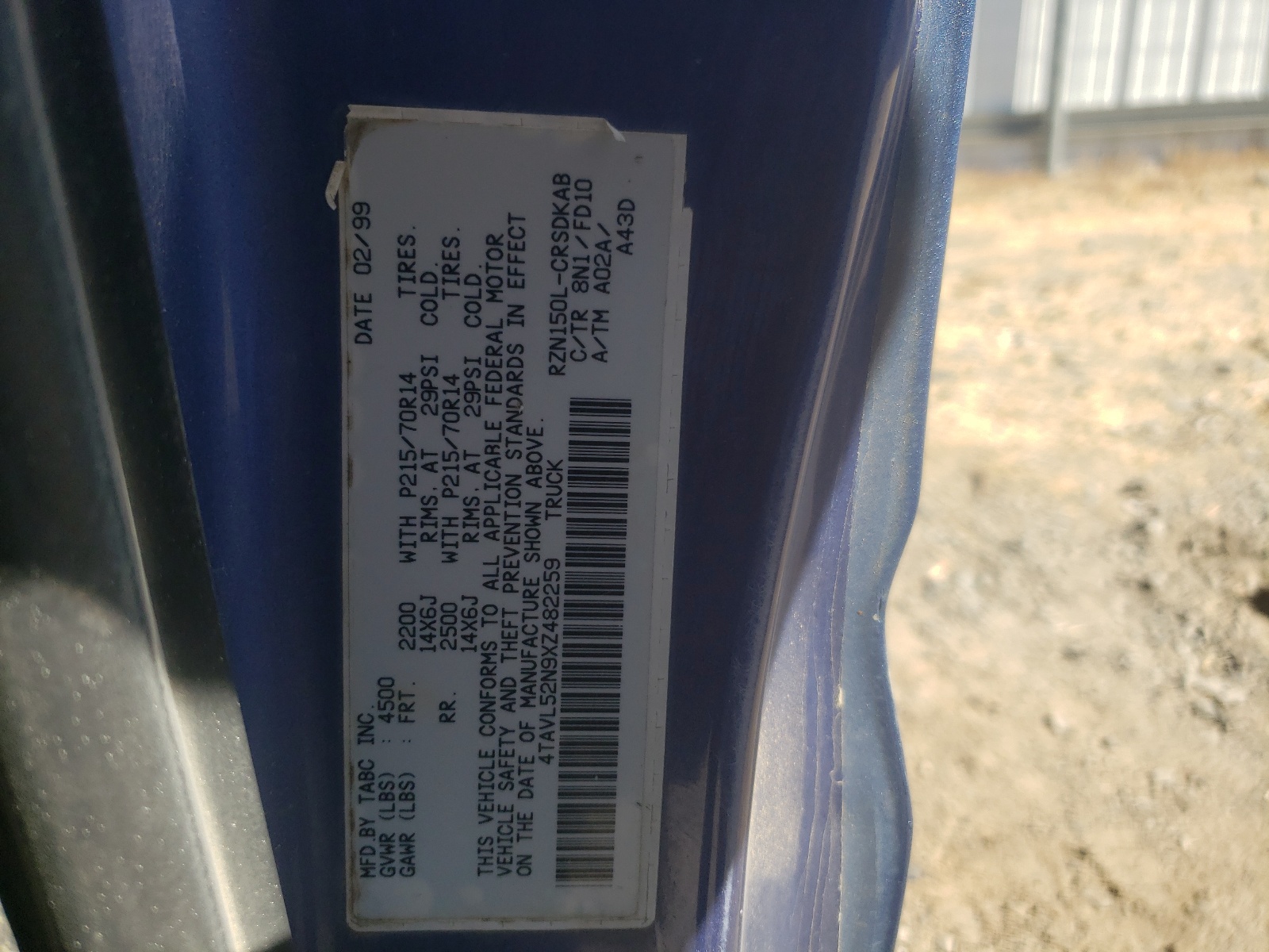 4TAVL52N9XZ482259 1999 Toyota Tacoma Xtracab