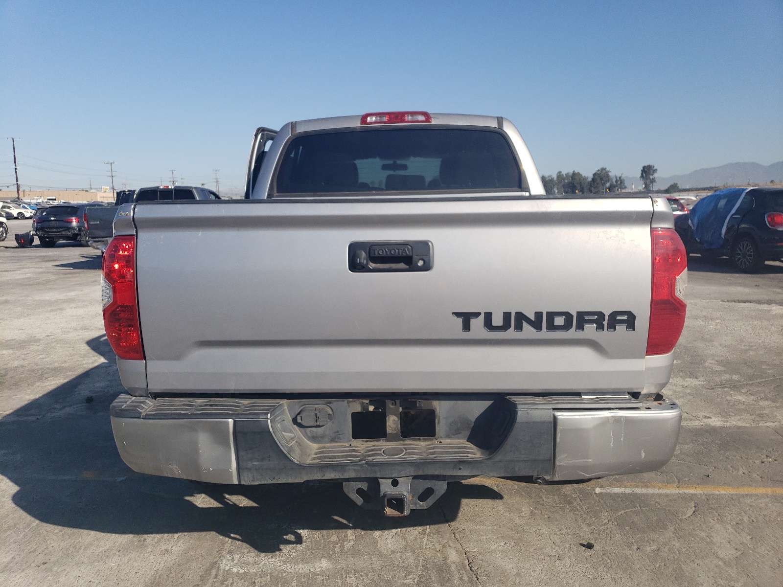 5TFEY5F14EX169903 2014 Toyota Tundra Crewmax Sr5