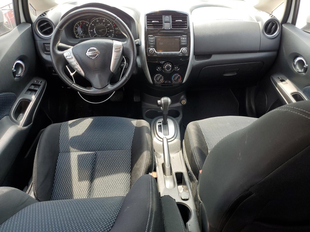 VIN 3N1CE2CP8JL358957 2018 NISSAN VERSA no.8