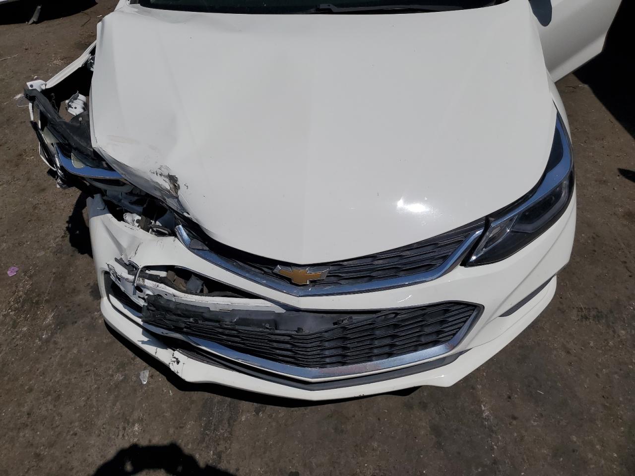 1G1BE5SM4H7239697 2017 Chevrolet Cruze Lt