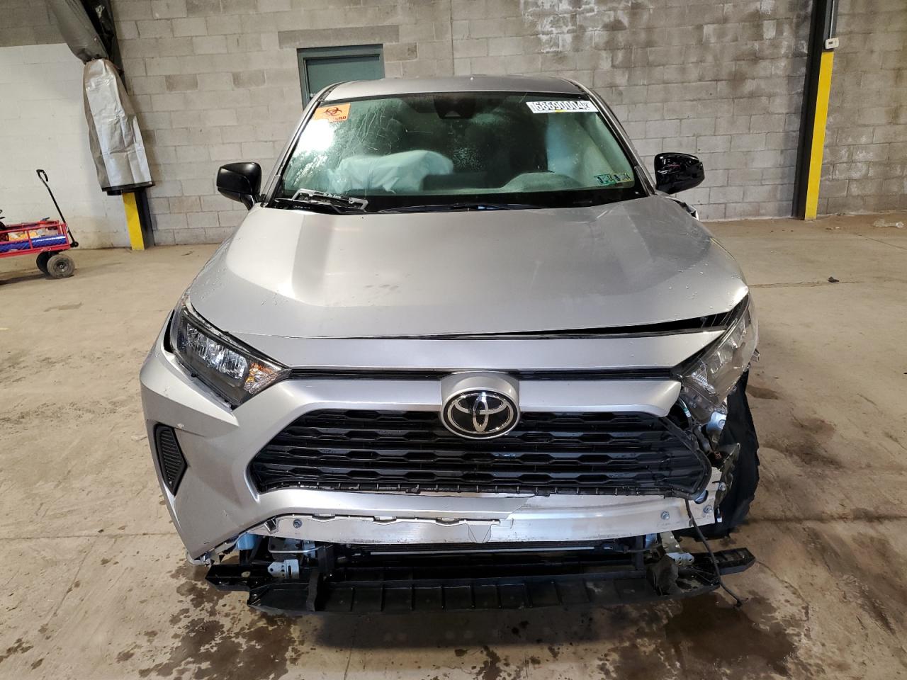 2022 Toyota RAV 4 - Image 5