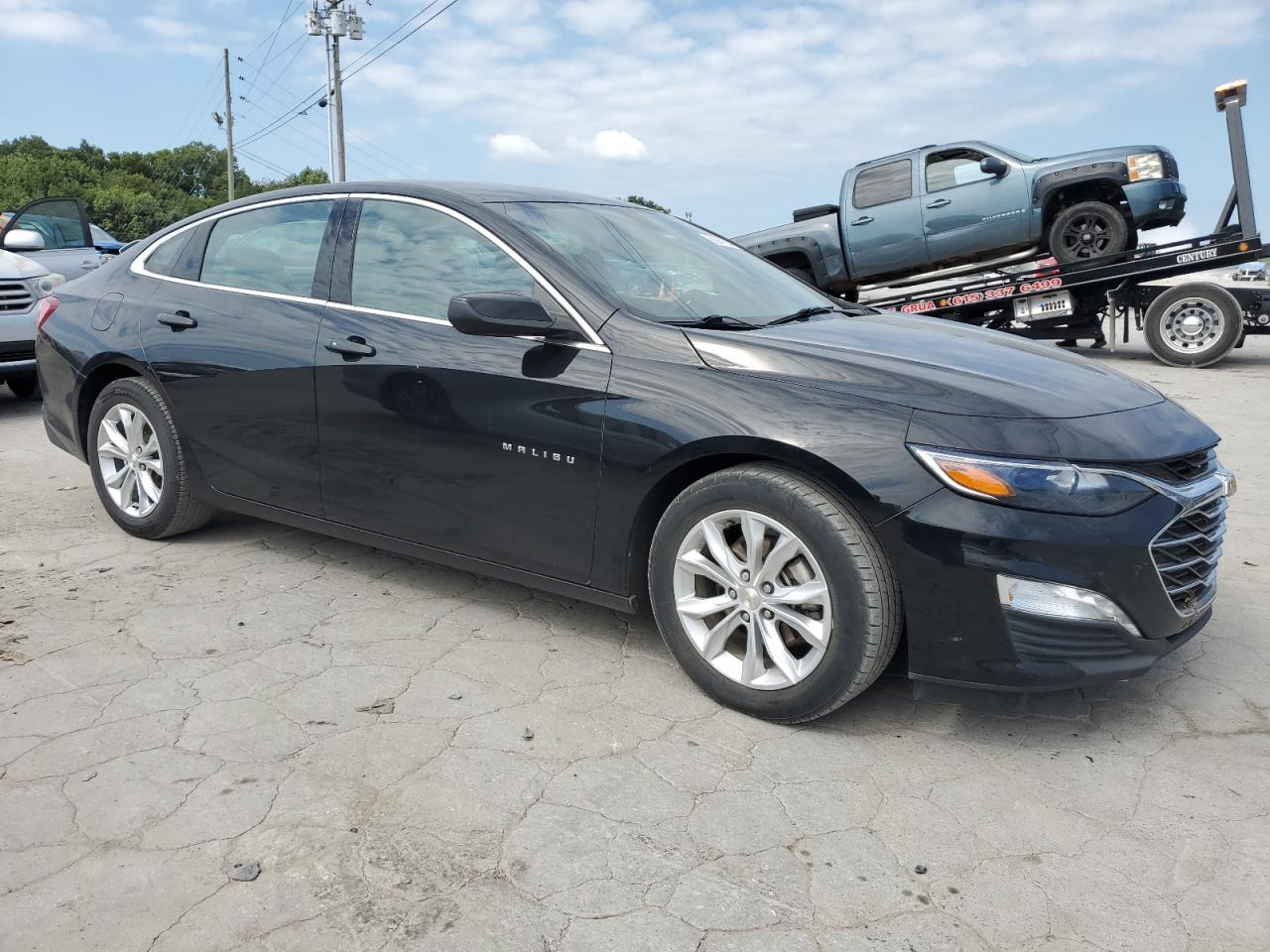 2019 Chevrolet Malibu - Image 4