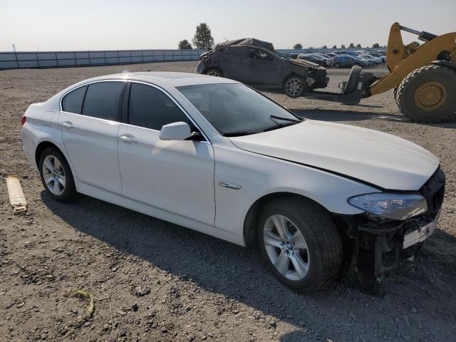  BMW 5 SERIES 2013 Белы