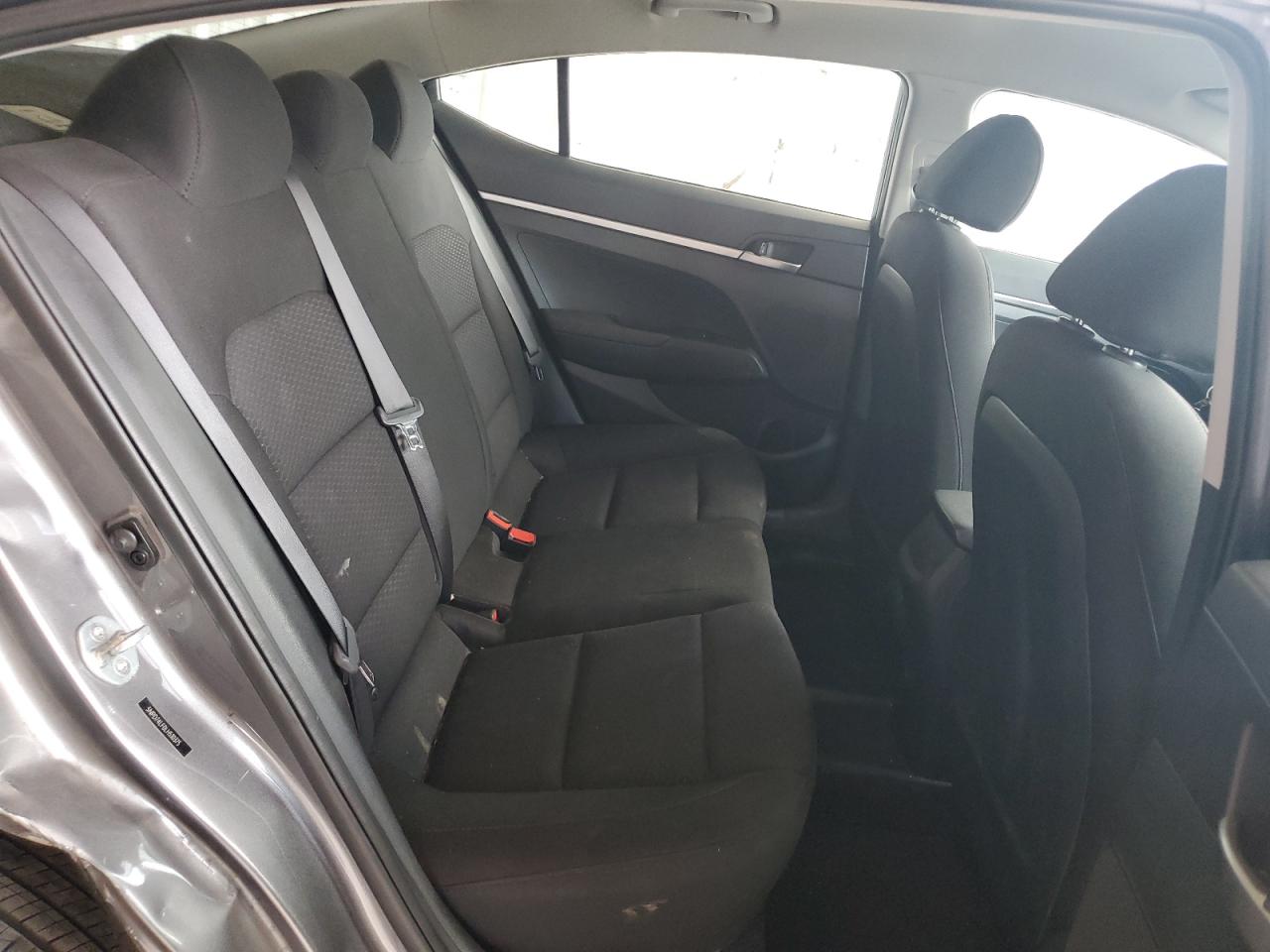 2020 Hyundai Elantra - Image 10