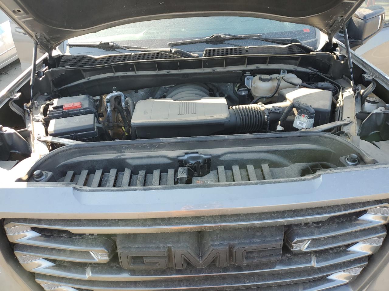 2022 GMC Sierra - Image 11