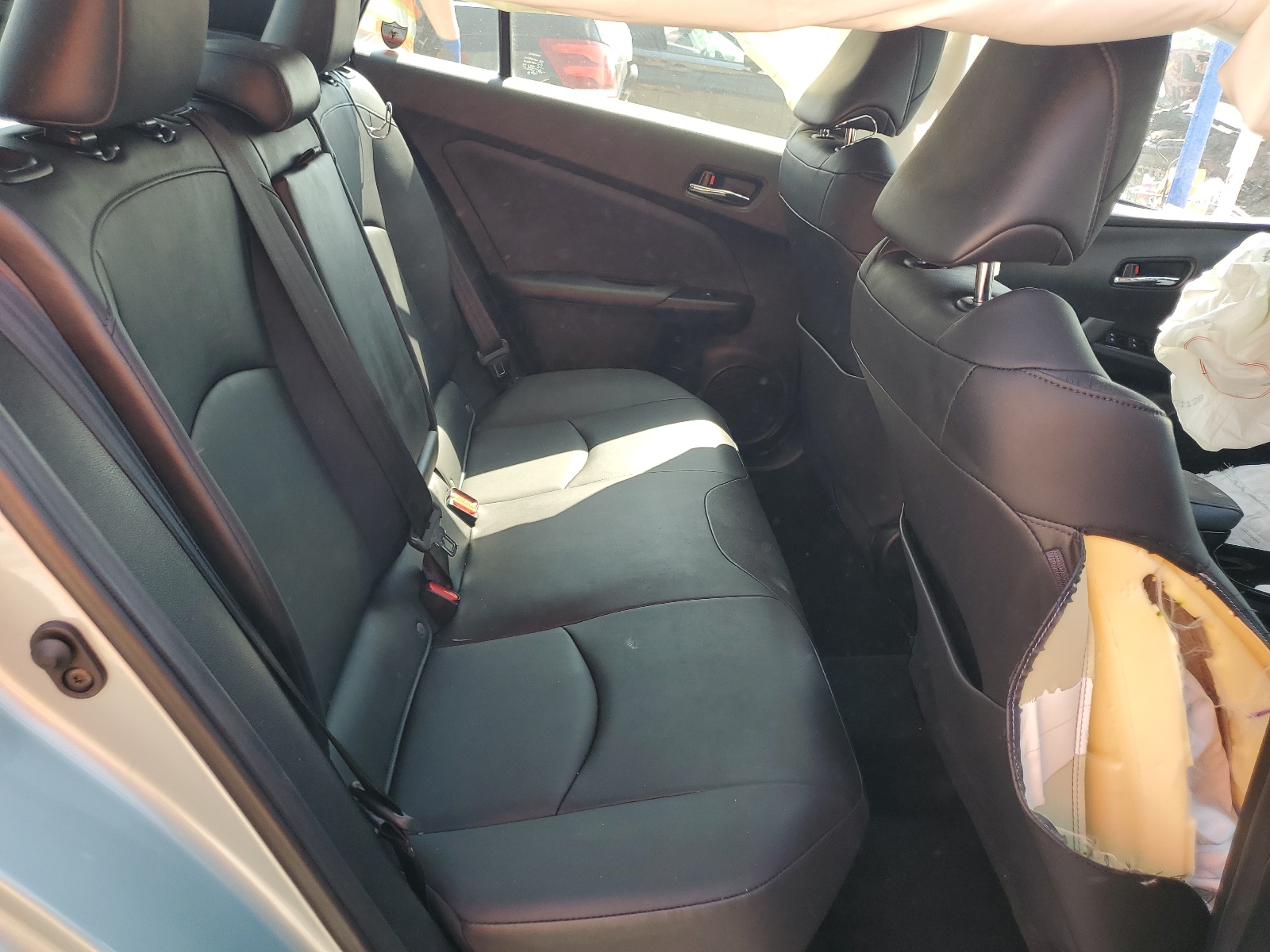 JTDKARFU7H3030384 2017 Toyota Prius