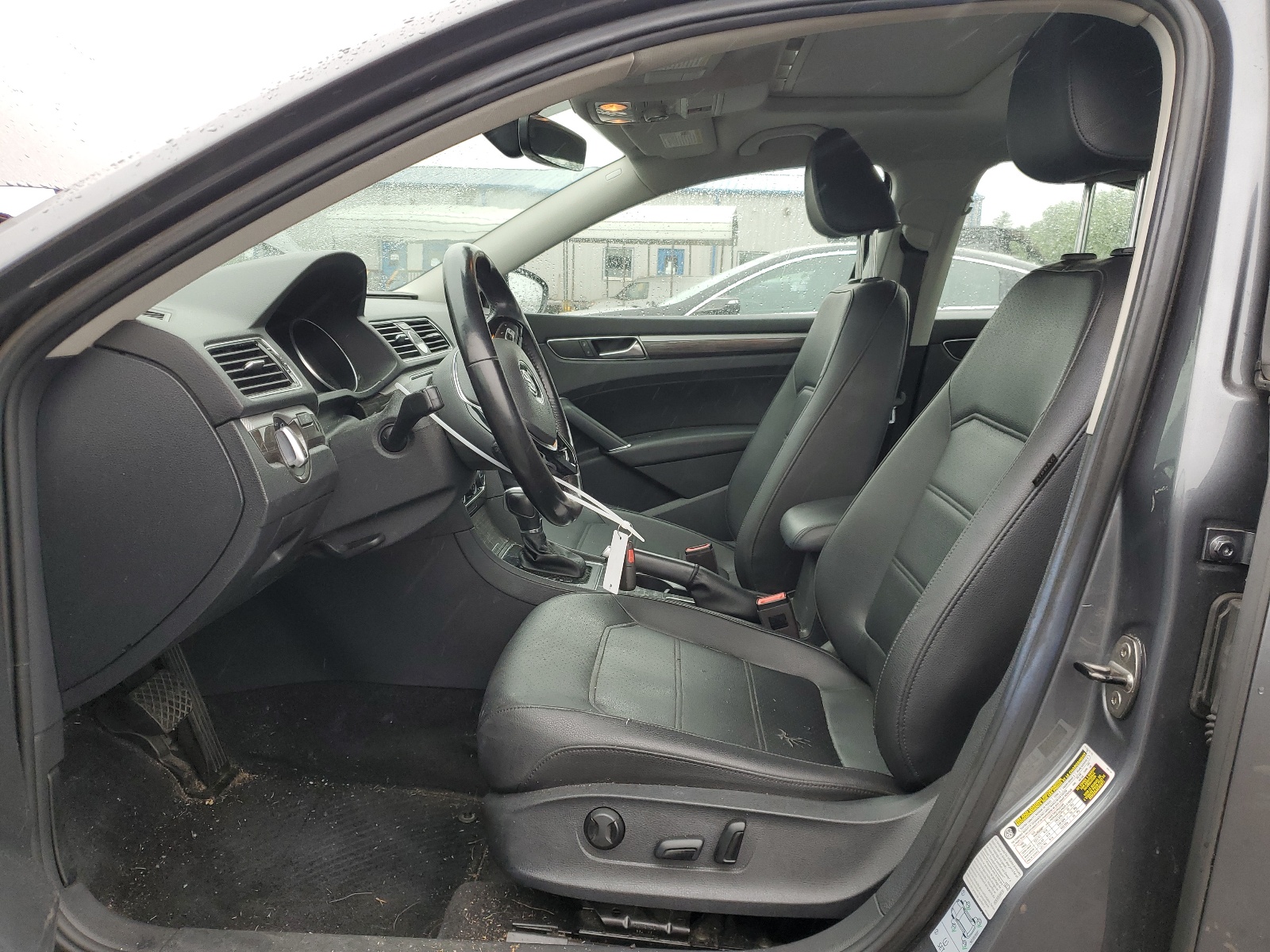 1VWGT7A32HC054463 2017 Volkswagen Passat Se