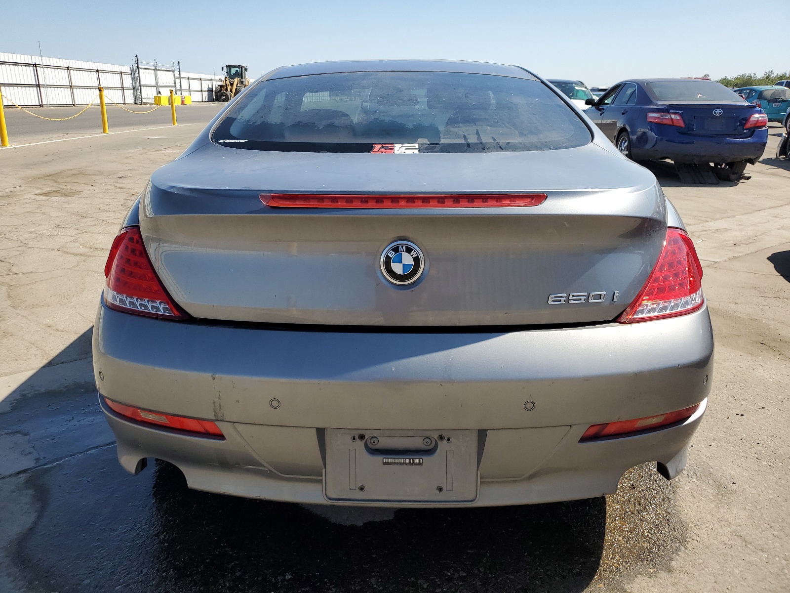 WBAEA53538CV90368 2008 BMW 650 I