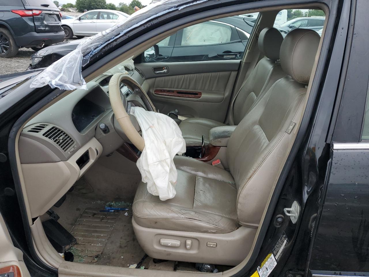 2005 Toyota Camry Le VIN: 4T1BF30K95U088620 Lot: 65818314