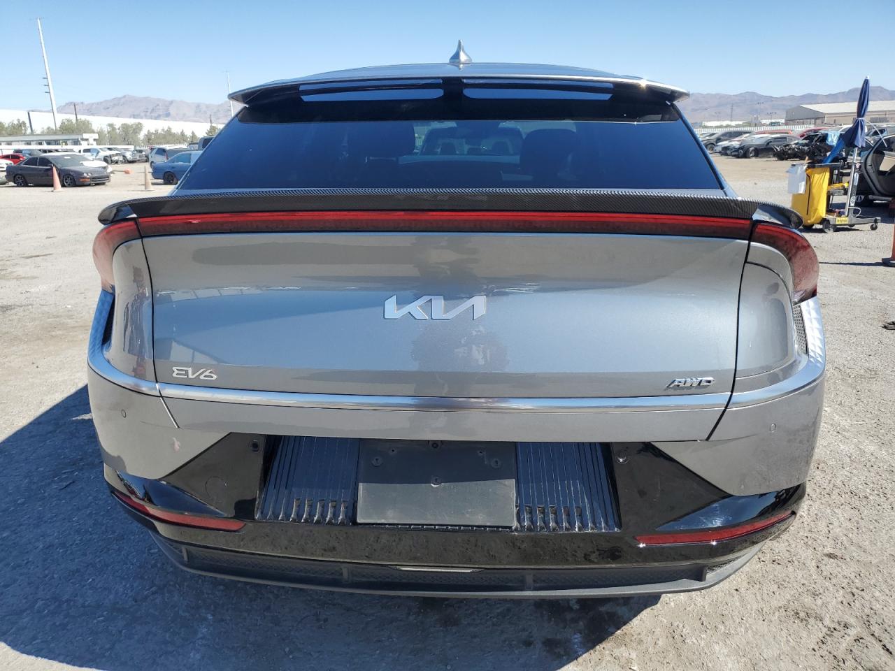 KNDC3DLC1N5032855 2022 Kia Ev6 Light