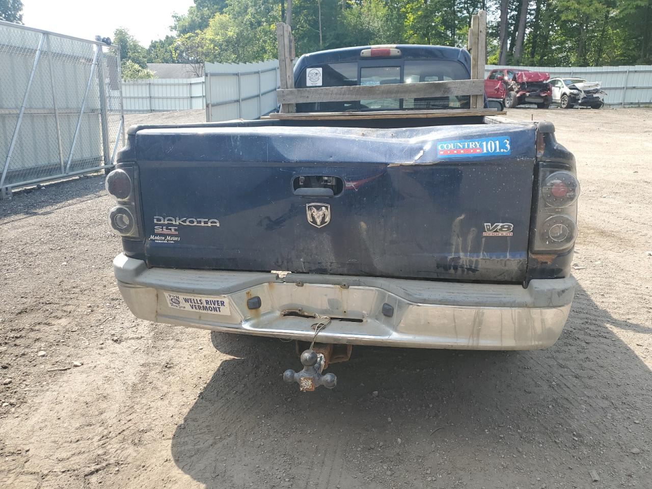 2005 Dodge Dakota - Image 6