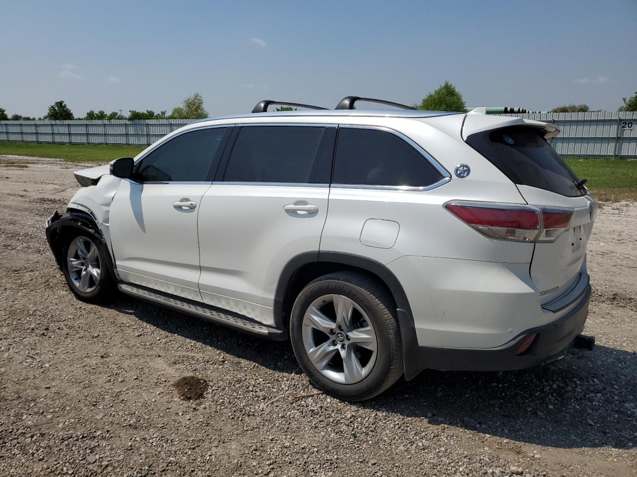 5TDYKRFH6GS157635 2016 TOYOTA HIGHLANDER - Image 2