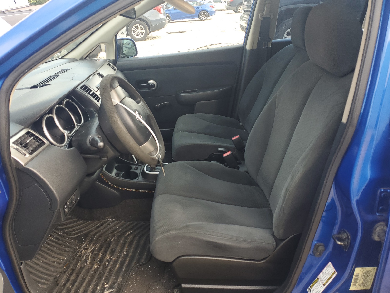 3N1BC1CP8BL427790 2011 Nissan Versa S