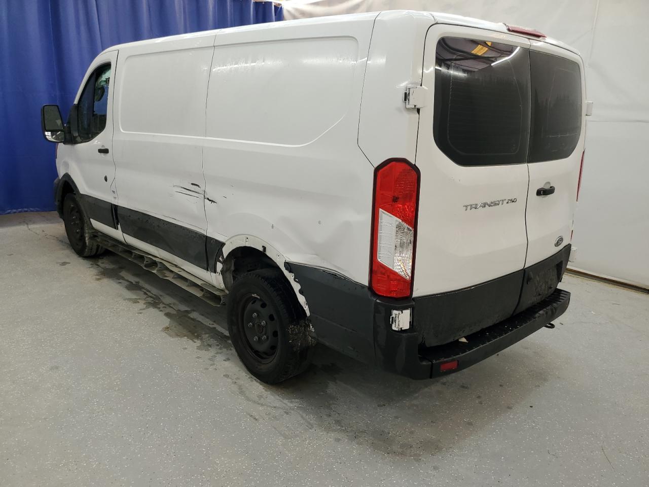 2022 Ford Transit - Image 2