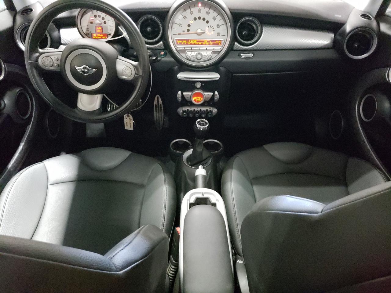 WMWMF735X9TT96799 2009 Mini Cooper S